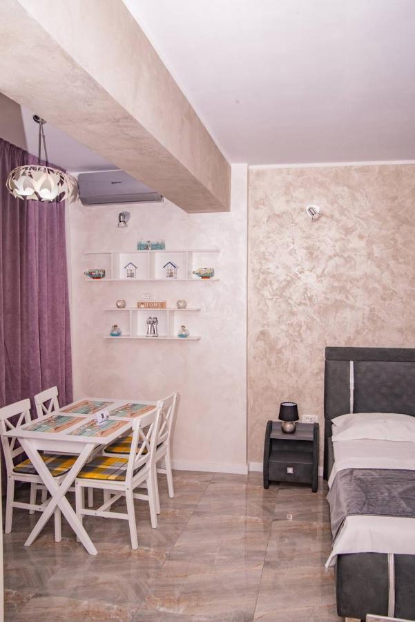 Studio Mamaia Daire Dış mekan fotoğraf